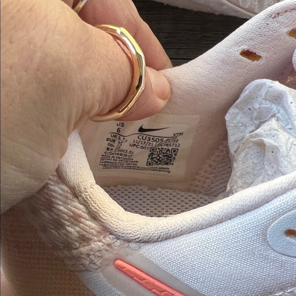 Nike Renew Women's Pink Running Shoes - Picture 5 of 6